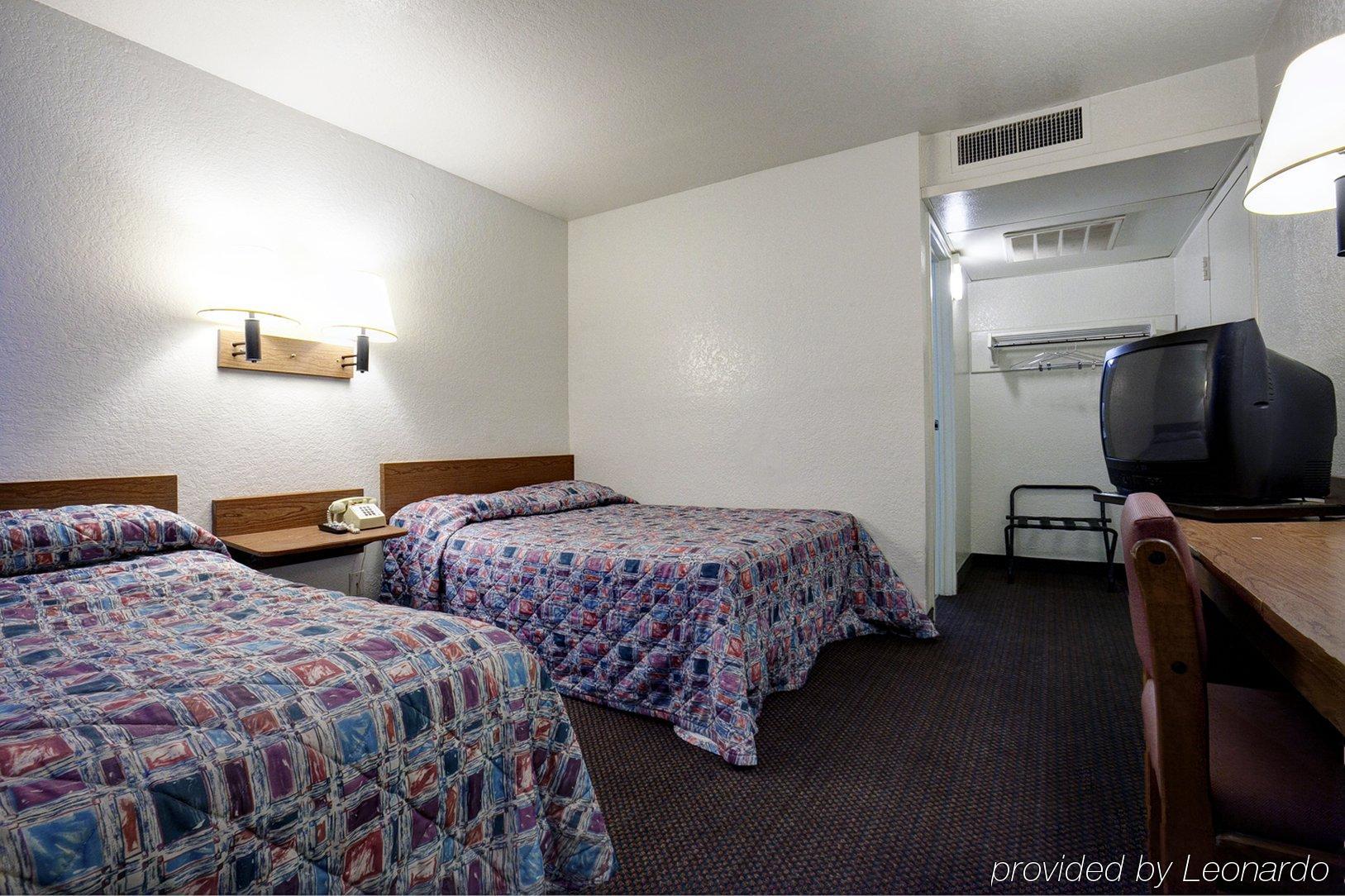 Travelodge By Wyndham Grand Rapids North Walker Rom bilde