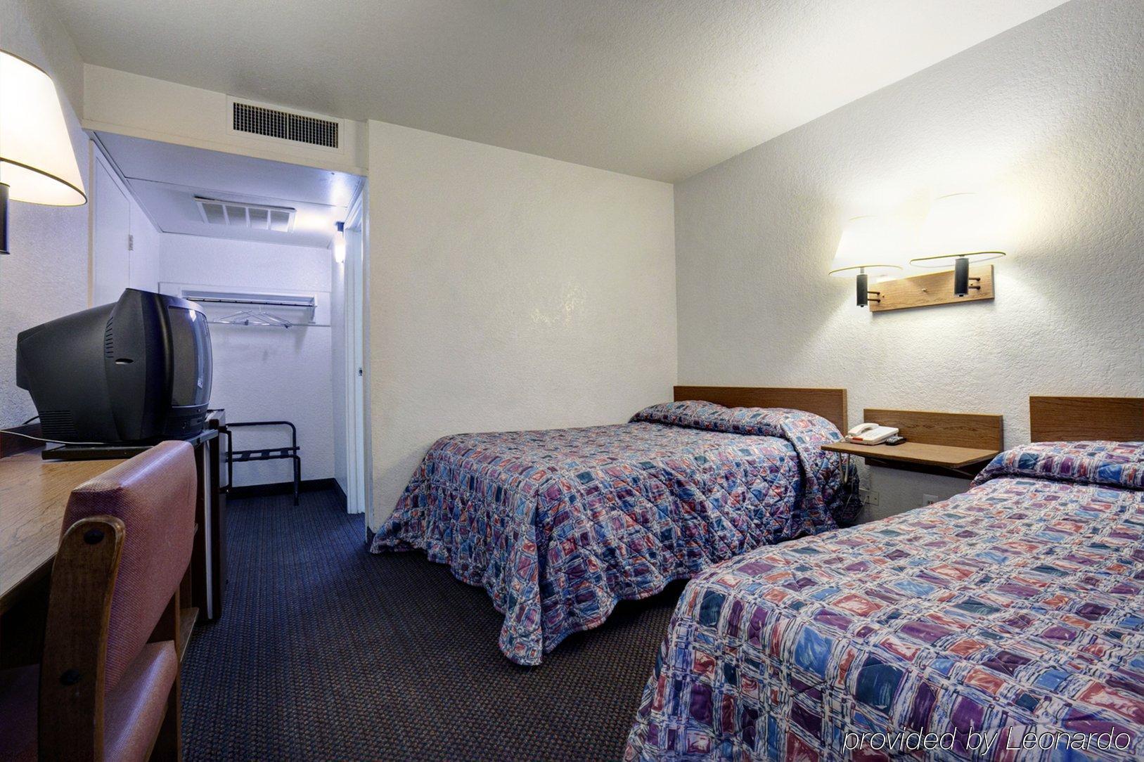 Travelodge By Wyndham Grand Rapids North Walker Rom bilde