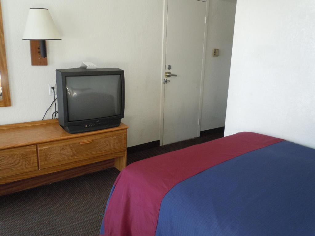 Travelodge By Wyndham Grand Rapids North Walker Rom bilde
