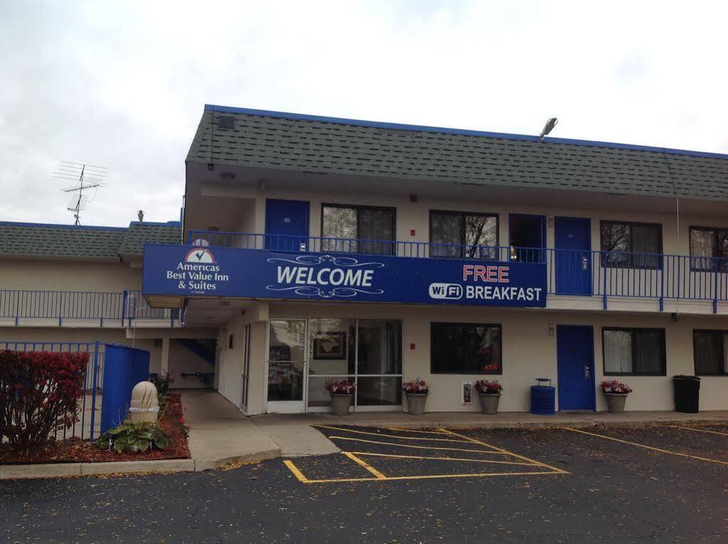 Travelodge By Wyndham Grand Rapids North Walker Eksteriør bilde